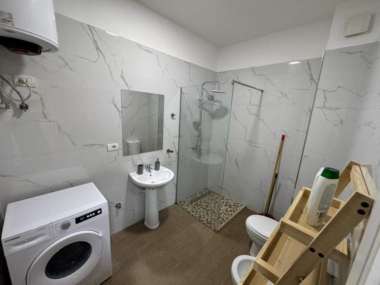Apartamente Tirana Exterior foto